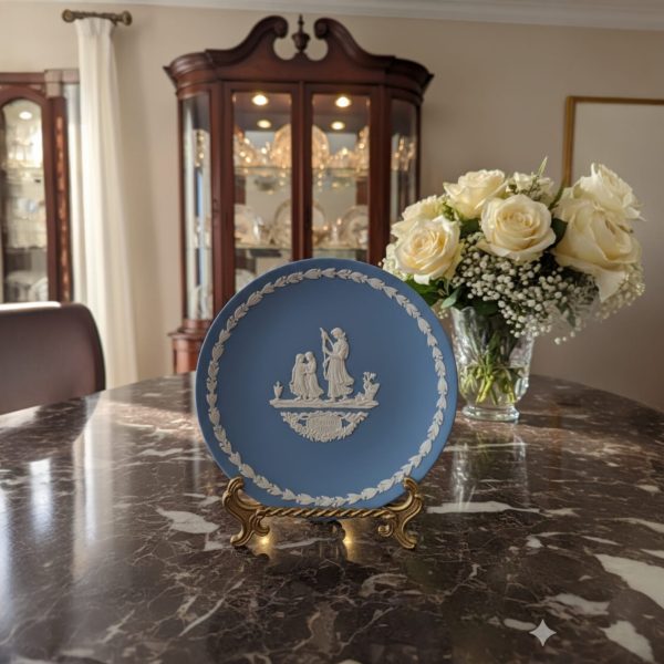 1m Plato de Colección "Mother 1976" - Porcelana Jasperware Wedgwood England.