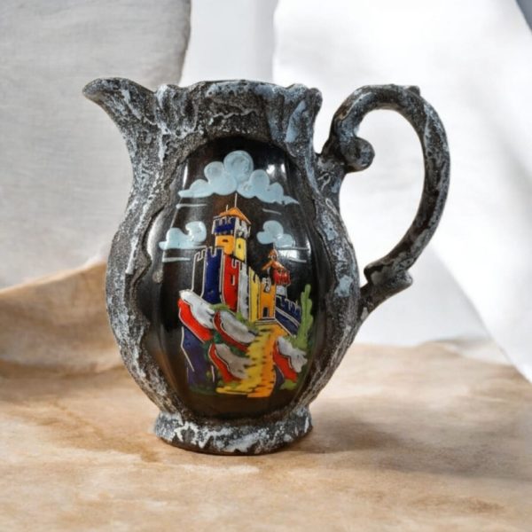 Jarra Decorativa Artesanal con Ilustración de Castillo Medieval Italy. 18cm de altura.