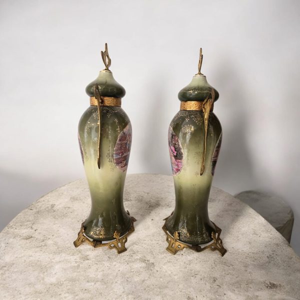 Ánforas Antiguas Pintadas a Mano · Arte Clásico Atemporal