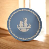 h Plato de Colección "Mother 1976" - Porcelana Jasperware Wedgwood England.