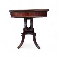 Mesa clásica de madera – Años 60