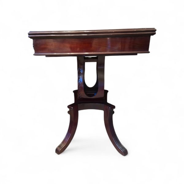 Mesa clásica de madera – Años 60