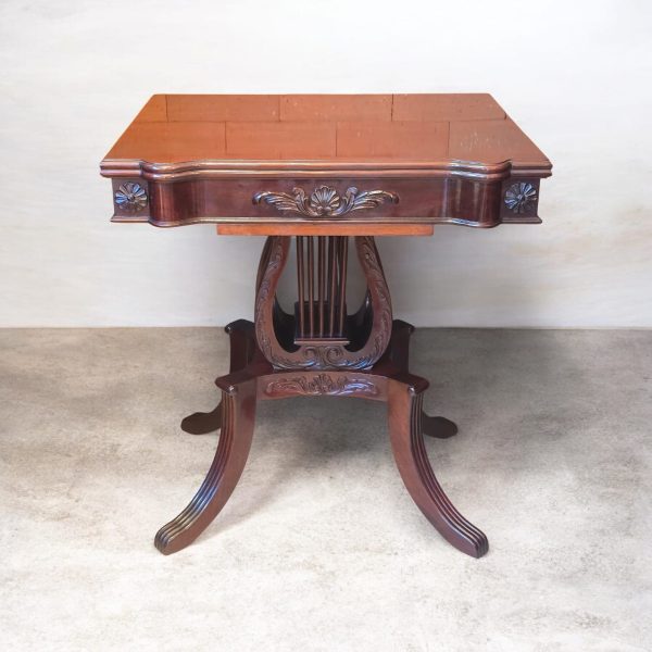 Mesa clásica de madera – Años 60